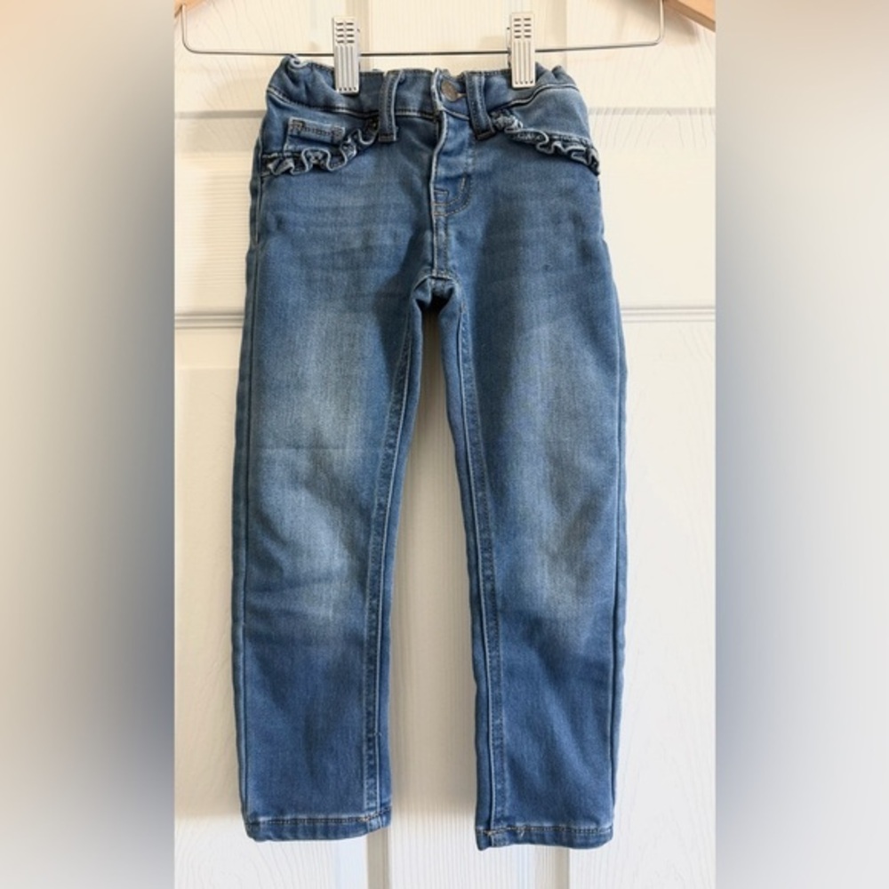 Cat & Jack Kids Blue Super Stretch Jeans with Ruffle Detail. Adjustable waist